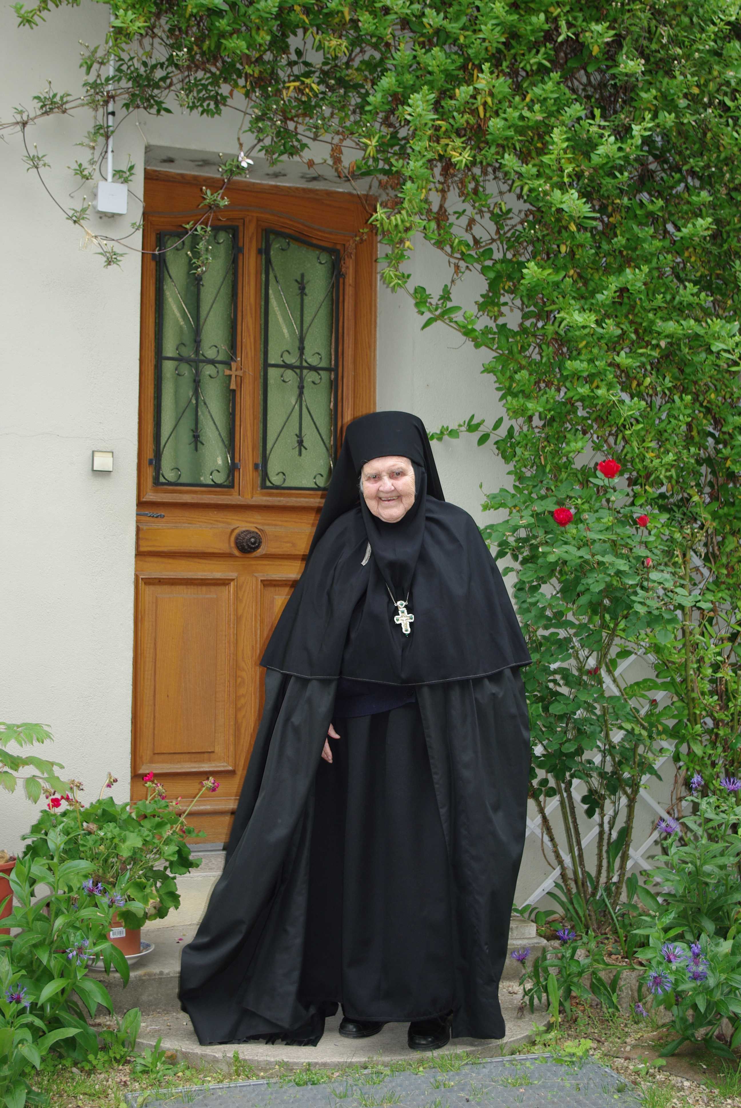 Святые игуменьи. Покровский монастырь Бюсси-АН-от Франция. Монахиня Калисфения Покровский монастырь.