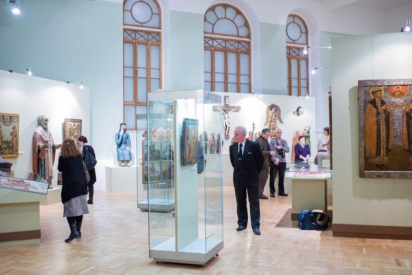 Пермская деревянная скульптура