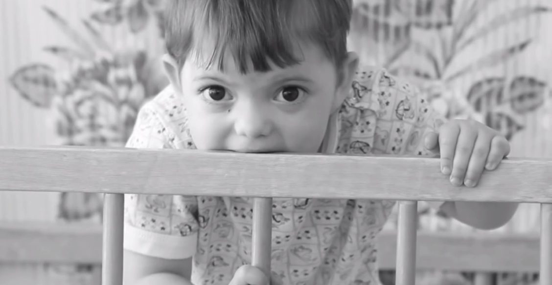 Сироты в детдомах