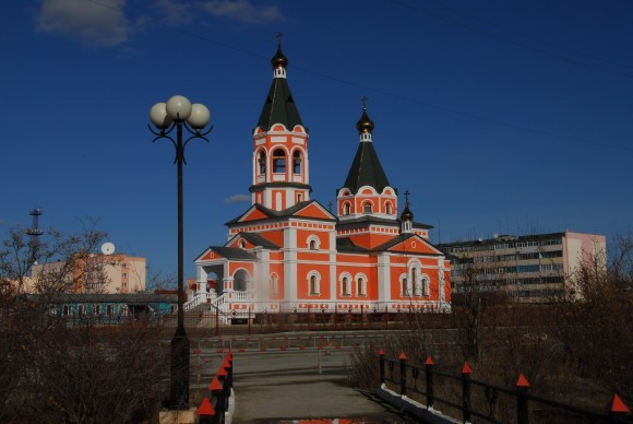 Айхал. Новый храм