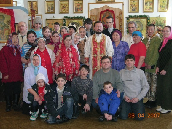 С прихожанами с. Оленёк