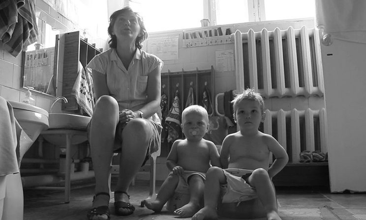 "Здесь 60% детей — при живых родителях"