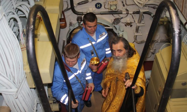 В отсеках АПЛ "Александр Невский"