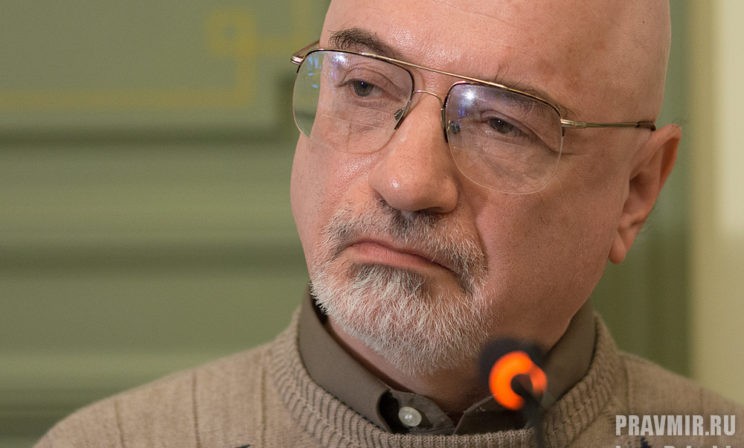 «Отцовство» Михаила Эпштейна: отношение к ребёнку как модель мироздания