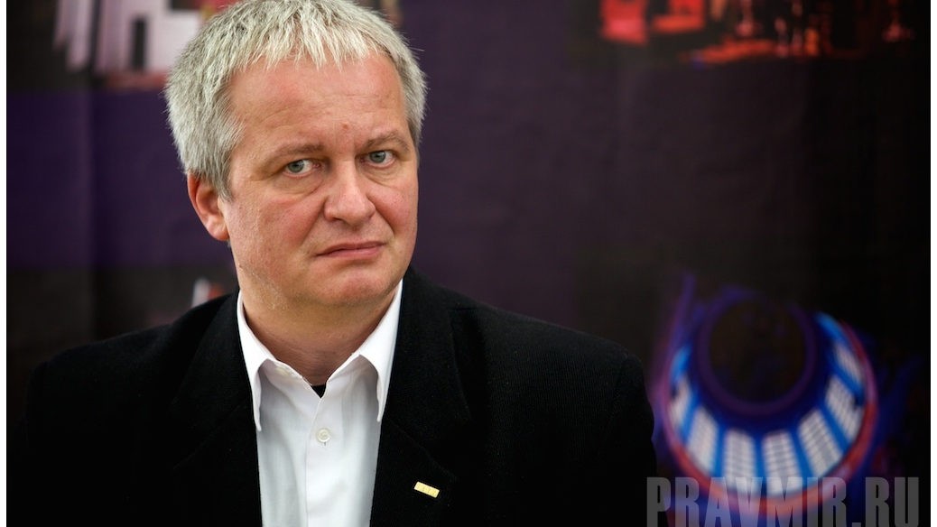 Ежи Устинович: «Будущее – за храмами для небольших общин»