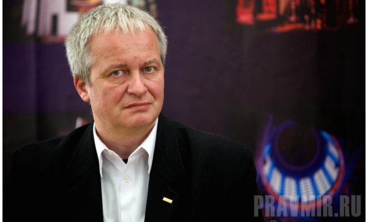 Ежи Устинович: «Будущее – за храмами для небольших общин»