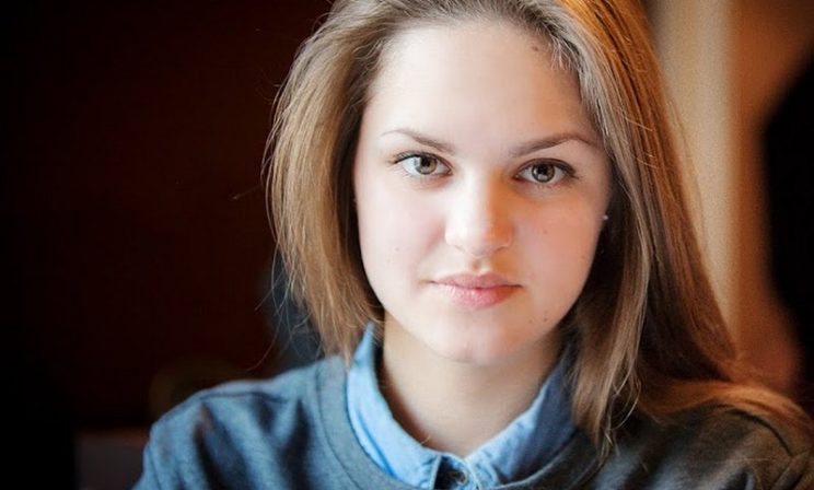 Со своей мамой я познакомилась в шесть лет - рассказ приемной дочери