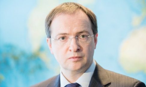 Министр культуры РФ Владимир Мединский: Развенчивая одних героев, надо понять, каких получим взамен