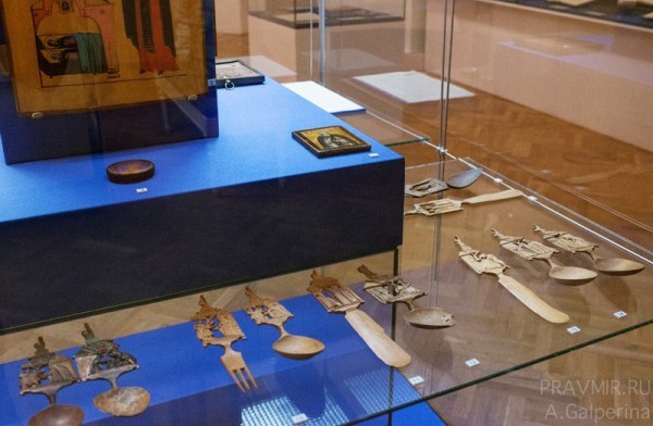 Деревянные ложки с благословением Лавры. XIX век.