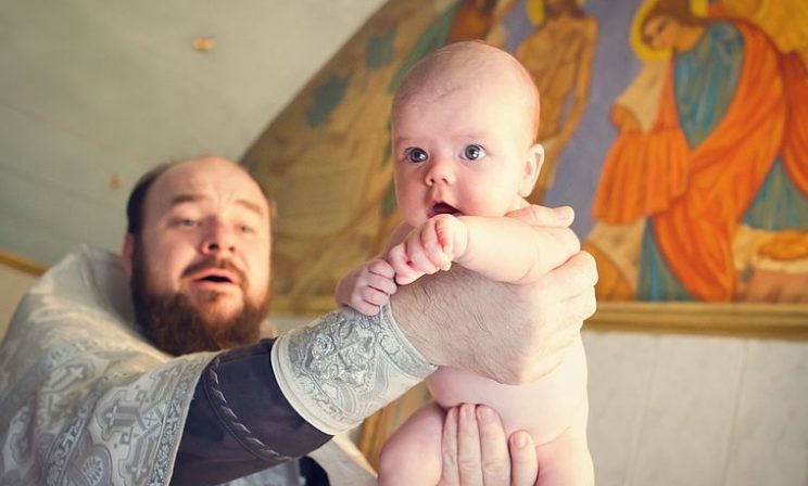 Зачем мы крестим детей?