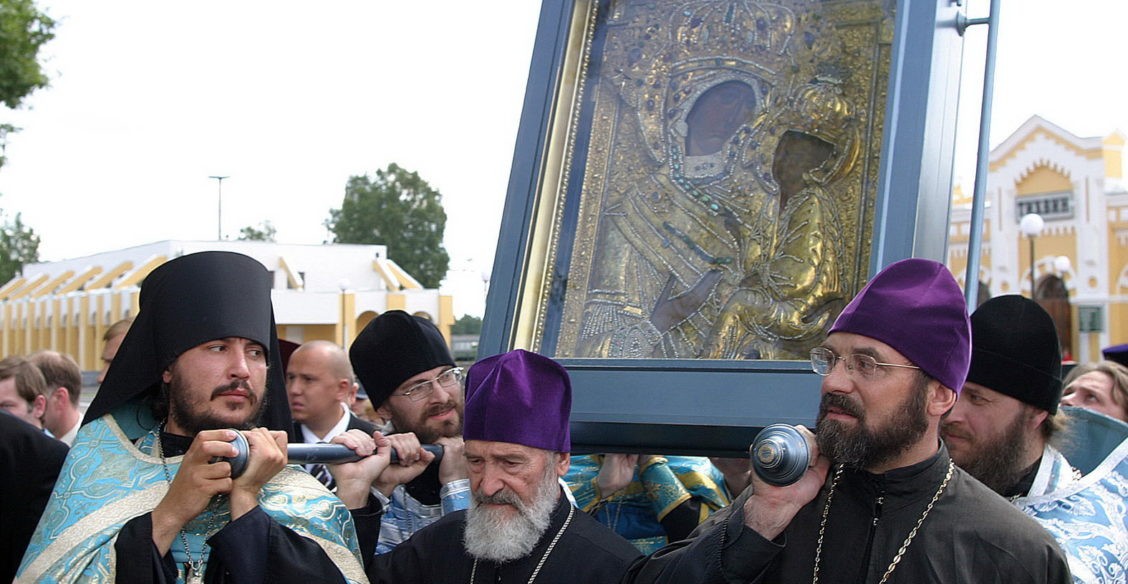 Как Тихвинская икона покинула Латвию в 1941