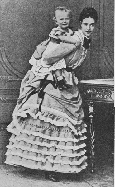 Высший свет. Галерея - Страница 17 Nicholas-II-of-Russia-as-a-child-with-his-mother-Maria-Feoderovna-1870