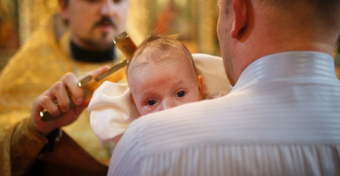 Если ребенок не хочет креститься, и если родители против крещения - как поступить?