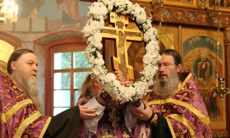 Успенский крест, или с чем не должно ассоциироваться распятие