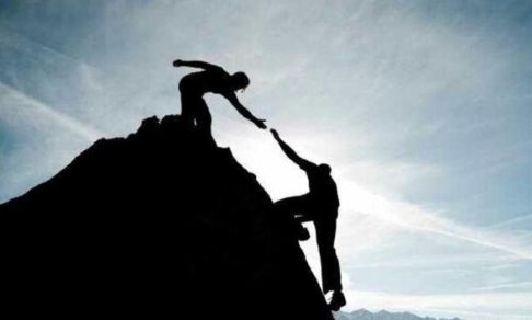 Не осуждать = никого никогда совсем не критиковать?