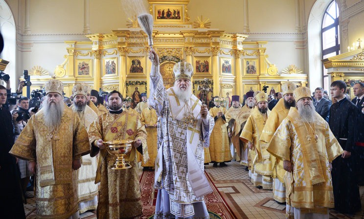 Митрополит Саратовский и Вольский Лонгин: Общение со Святейшим Патриархом никого не может оставить равнодушным