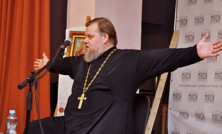 Протоиерей Леонид Калинин: Модно ругать Россию, а Спасо-Андроников монастырь видели?
