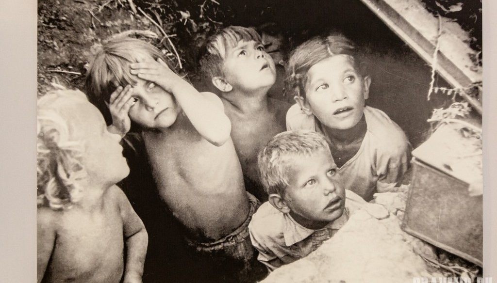 Помни. Преступления нацизма. Освободительная миссия Красной армии в Европе - Фотоэкскурсия по выставке