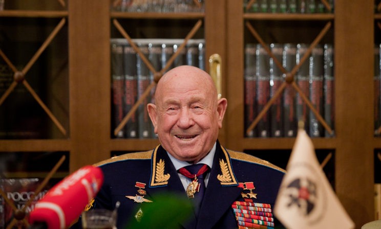 Алексей Леонов: От освоения космоса - к возрождению истории