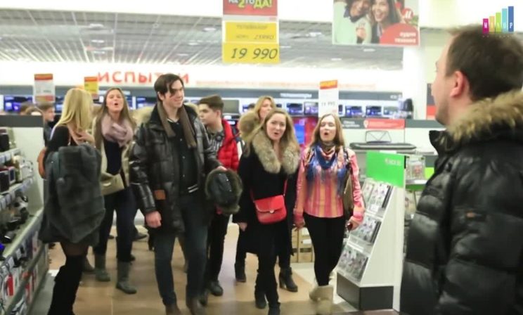 «Смуглянка» - флешмоб студентов Гнесинки ко Дню Победы