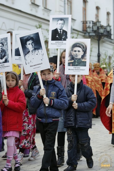 17523639105_29180db54d_b