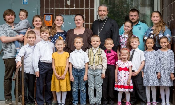 Спесивцевы: Шестнадцать детей, трое внуков и счастье в трёхкомнатной квартире