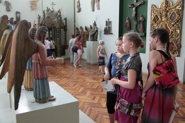 560464_249146958526385_524457382_n