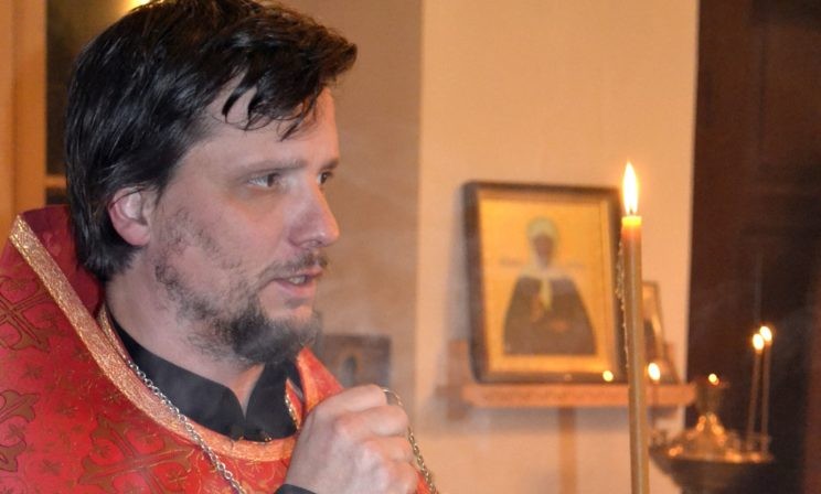 Оперировать вас будет священник!