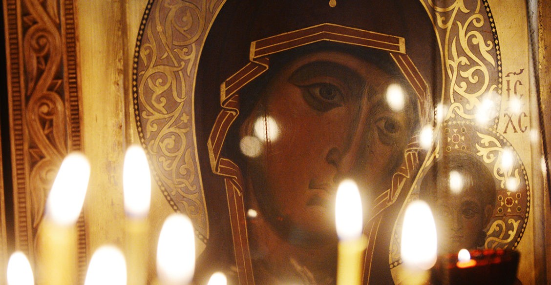 Где поклониться Казанской иконе в Москве?