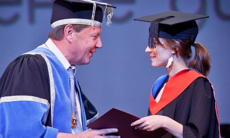 Как студенты меняют мир