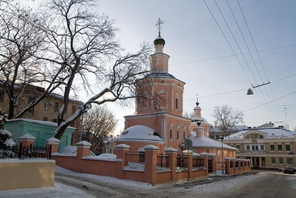 Храм Живоначальной Троицы в Хохлах