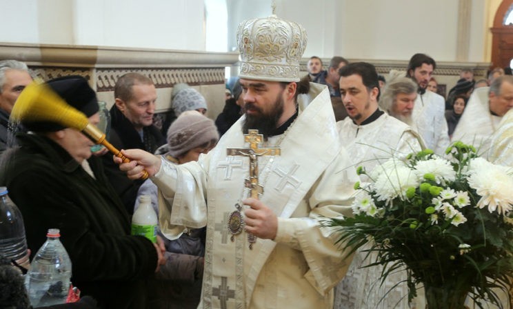 Митрополит Горловский и Славянский Митрофан: Крещение — это не про воду