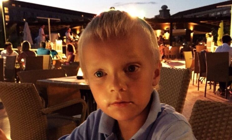 У моего сына аутизм. От меня никто не отвернулся