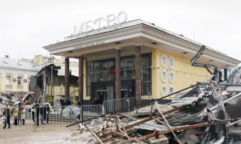 О снесенных ларьках и фальшивом патриотизме