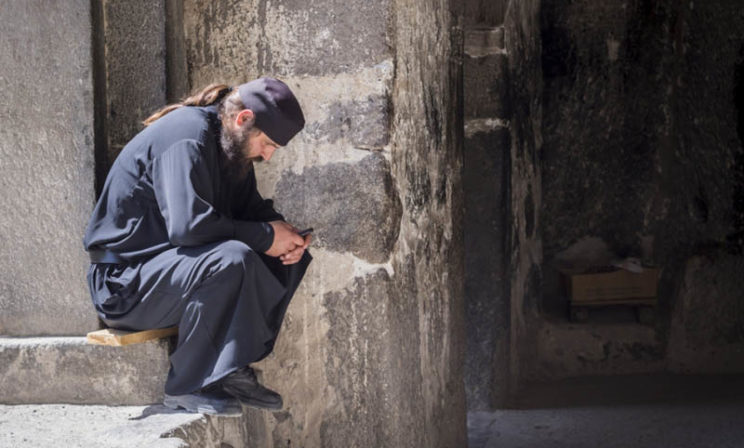 Называем себя верующими, а радоваться не умеем!