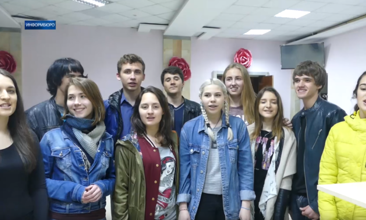 "Нам кажется правильным начать взрослую жизнь с хорошего шага" (+видео)