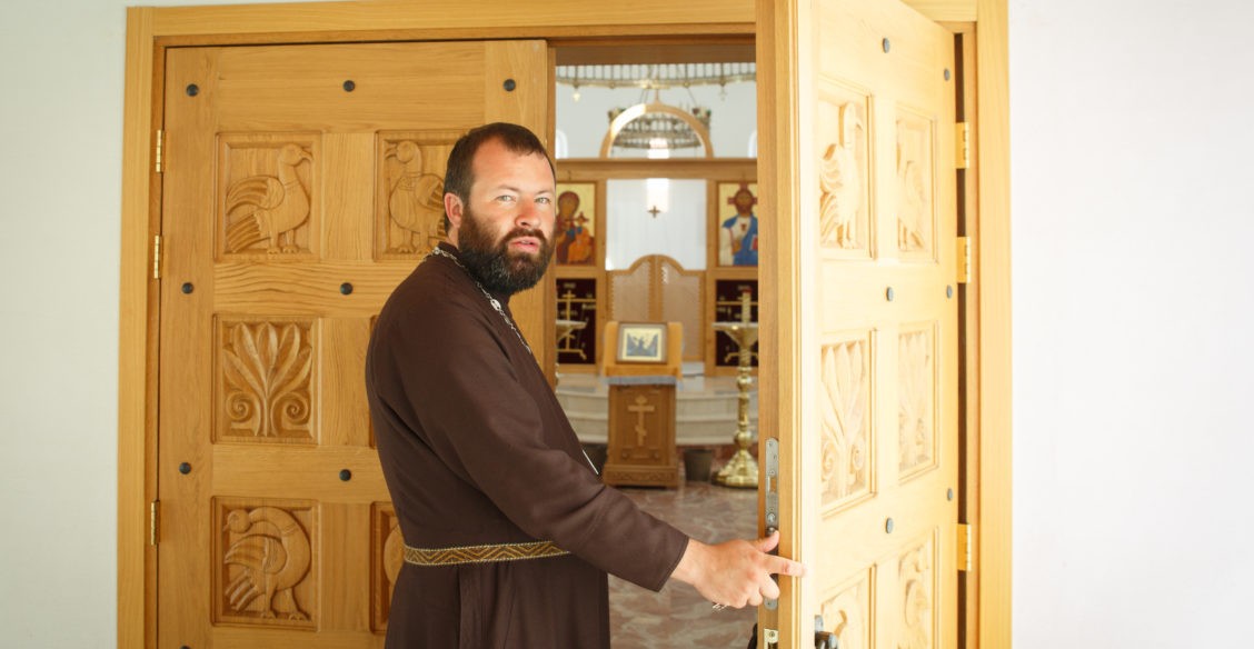 Протоиерей Андрей Кордочкин: Испанцы похожи на нас, у них все доводится до крайности