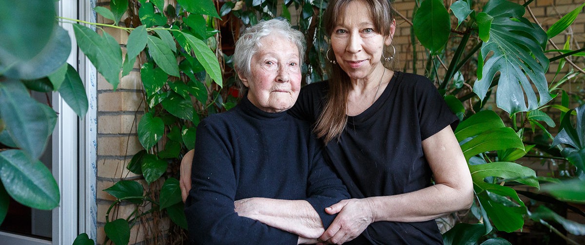 Олег Волков &#8212; биография