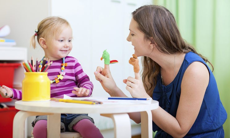 Логопед: Как учить ребенка говорить и когда начинать волноваться