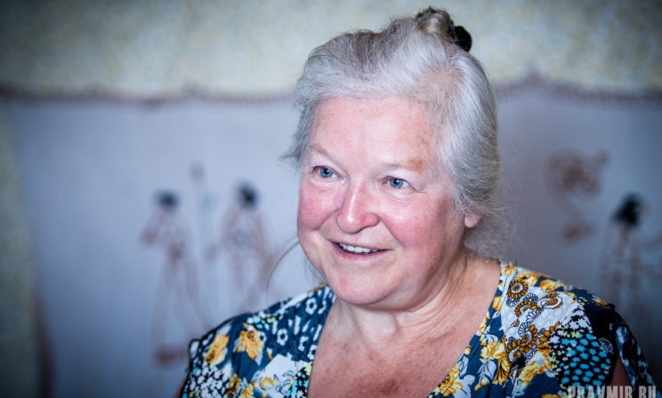 Валентина Кузнецова: Мы работали с отцом Александром Менем в электричках