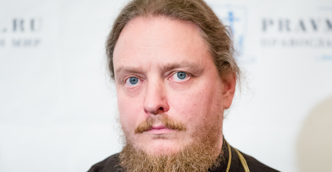 У священника нет времени на дружбу?