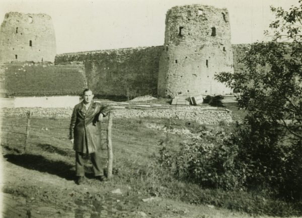 polchaninov-v-izborske