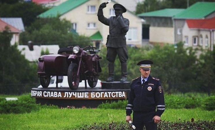 Полицейские-герои: на службе и в жизни