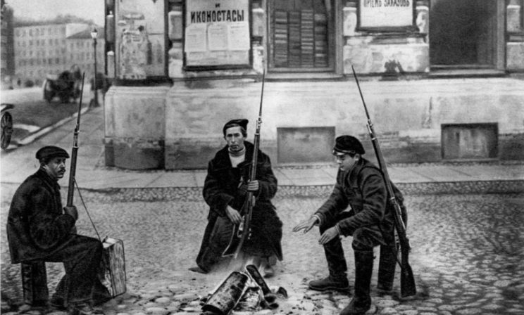 "Церковь стала посередине" - октябрьская революция глазами очевидца