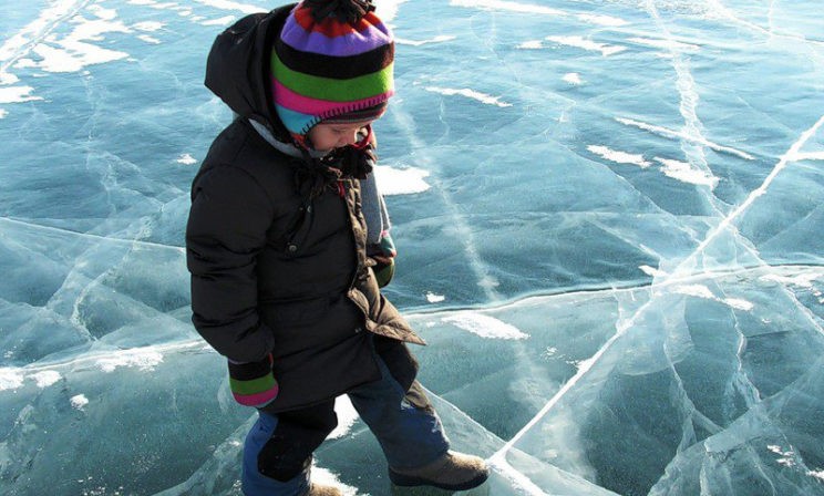 Беспечные дети, коварный лед