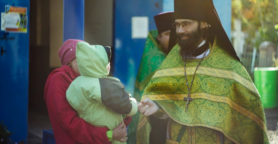 Батюшка, а как поститься моему ребенку?