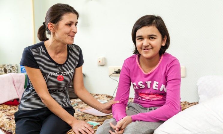 «Мне сидеть и ждать, когда дочка умрет?»