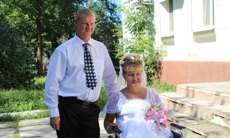 Вместе с машиной разбилась жизнь, а родные посоветовали меня «сдать»