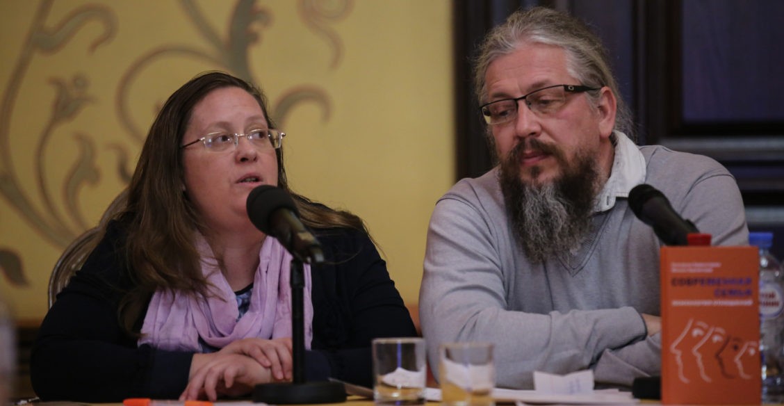 Супруги Бурмистровы: Патриархальная семья - не единственный ориентир для христиан