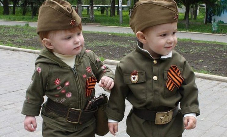 Трехлетняя медсестра под обстрелом
